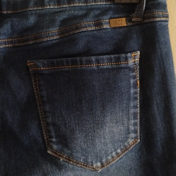 1822 Denim NWOT size 10 dark blue flare leg jeans - Picture 4 of 5